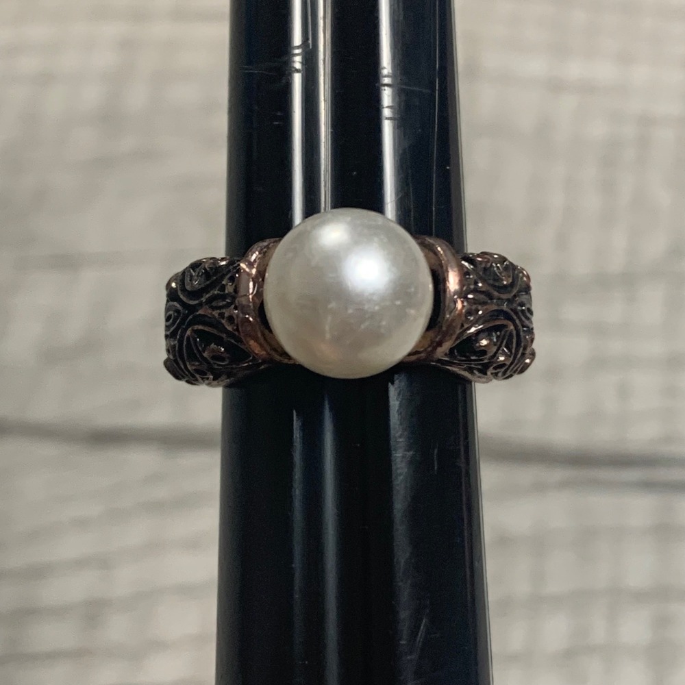 Vintage Style Faux Pearl Filigree Statement Ring Copper Tone Size 6.25